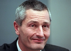 Jacques Pitteloud nel marzo del 2000, quando fu nominato coordinatore dei servizi segreti